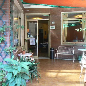 albergo-nella.hotelitalianriviera.com/